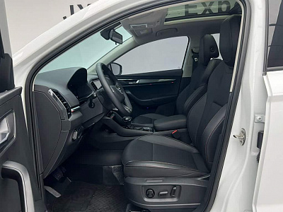 Skoda Karoq 1.4 л 2023 г. Белый, пробег 16000 км