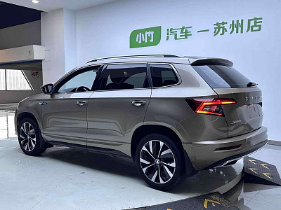 Skoda Karoq 1.4 л 2022 г. Серебристо-серый, пробег 27000 км
