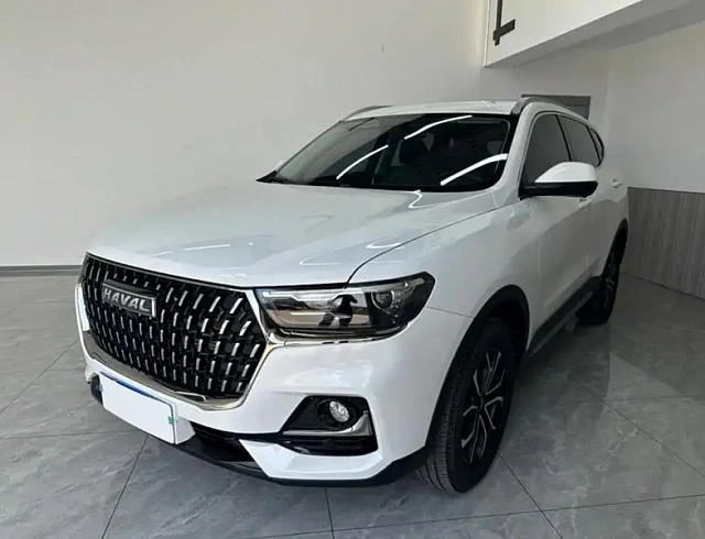 Haval Haval H6 1.5 л 2024 г. Белый, пробег 8400 км