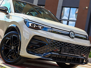 Volkswagen Tiguan серый 2026