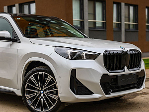BMW X1 белый 2026