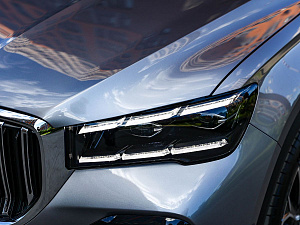 Geely Monjaro серый 2026