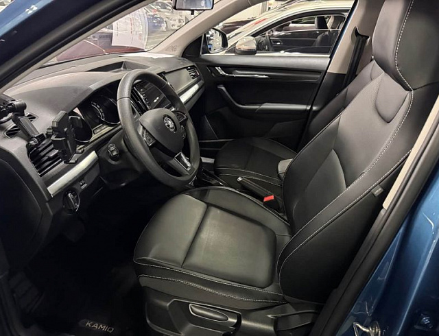 Skoda Kamiq 1.5 л 2021 г. Голубой, пробег 30000 км