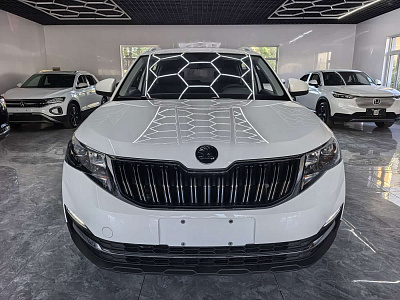 Skoda Kamiq 1.5 л 2023 г. Белый, пробег 25000 км