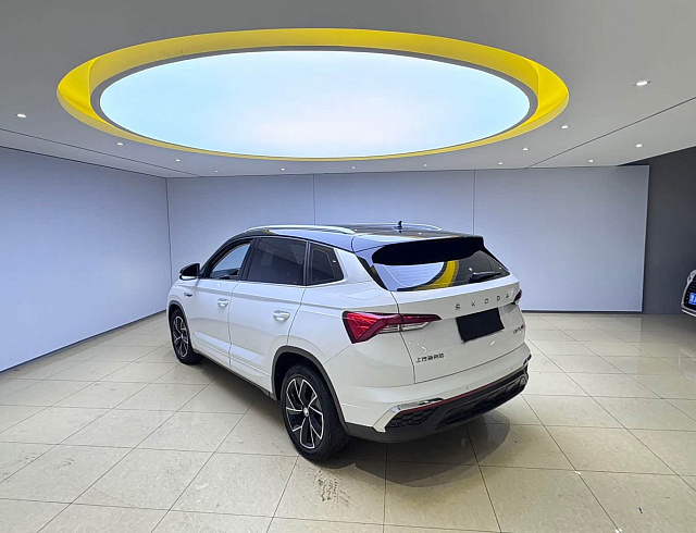 Skoda Kamiq 1.5 л 2023 г. Белый, пробег 30000 км