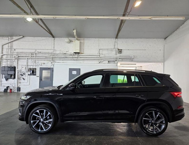 Skoda Kodiaq 2021 г. Чёрный, пробег 47156 км