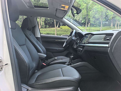 Skoda Kamiq 1.5 л 2023 г. Белый, пробег 8000 км