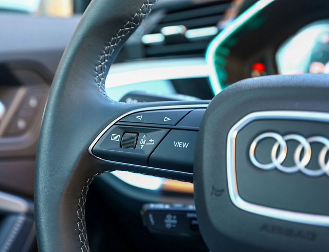 Audi Q3 белый 2026