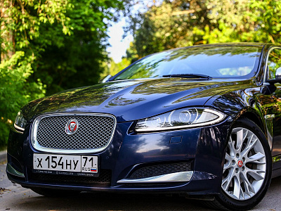 Jaguar XF