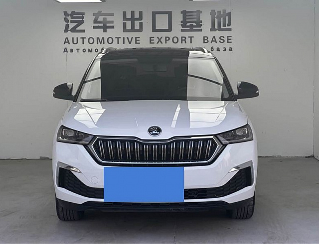 Skoda Kamiq 1.5 л 2022 г. Белый, пробег 10700 км