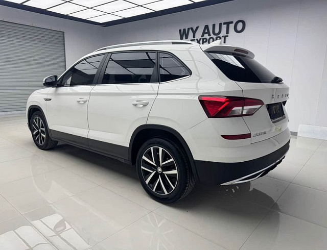 Skoda Kamiq 1.5 л 2021 г. Белый, пробег 32000 км