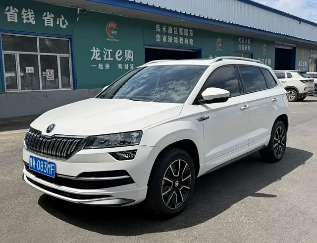 Skoda Karoq 1.4 л 2022 г. Белый, пробег 42000 км
