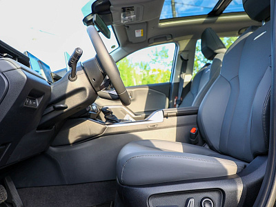 Toyota RAV4 черный 2026