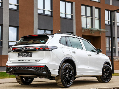 Volkswagen Tiguan белый 2026