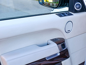 Land Rover Range Rover белый 2016