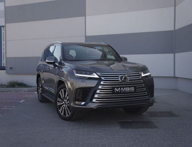 Lexus LX600 3.5 л 2025 г. Серый