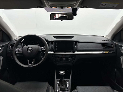 Skoda Kamiq 1.5 л 2022 г. желто-оранжевый, пробег 40000 км