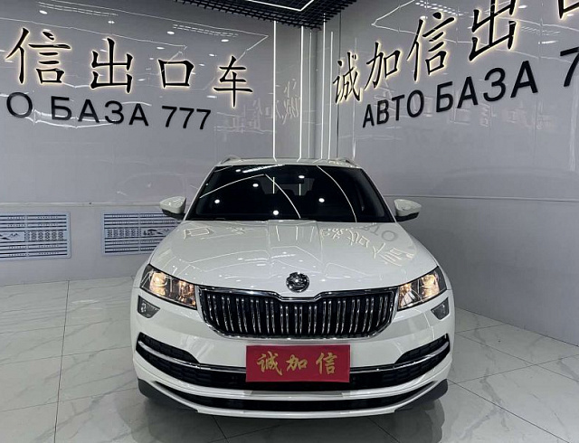 Skoda Karoq 1.4 л 2022 г. Белый, пробег 21000 км