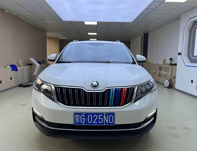 Skoda Kamiq 1.5 л 2023 г. Белый, пробег 34000 км