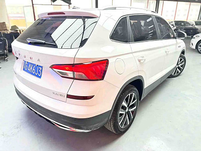 Skoda Kamiq 1.5 л 2023 г. Белый, пробег 13000 км