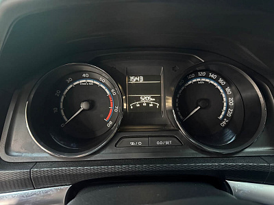 Skoda Kamiq 1.5 л 2023 г. Белый, пробег 5000 км
