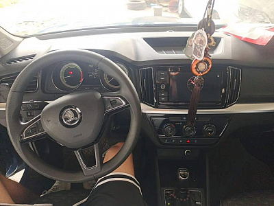 Skoda Kamiq 1.5 л 2021 г. Голубой, пробег 32200 км