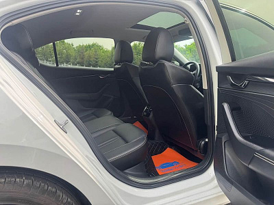Skoda Octavia 1.4 л 2023 г. Белый, пробег 13899 км