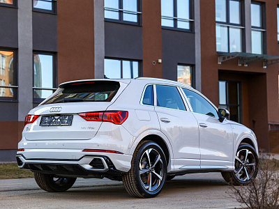 Audi Q3 белый 2026