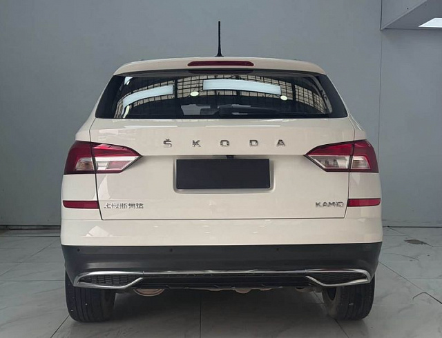 Skoda Kamiq 1.5 л 2022 г. Белый, пробег 33000 км