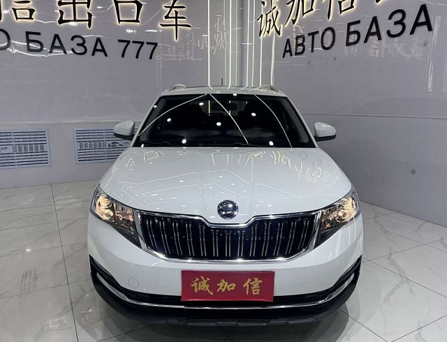 Skoda Kamiq 1.5 л 2023 г. Белый, пробег 22000 км