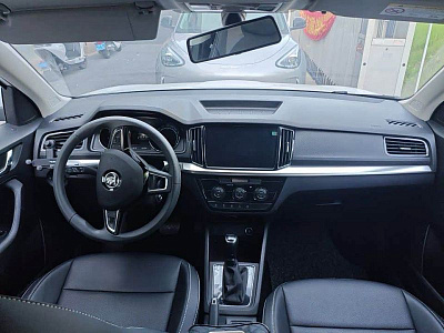 Skoda Kamiq 1.5 л 2022 г. Белый, пробег 10300 км