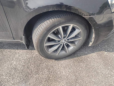 Skoda Octavia 1.5 л 2023 г. Чёрный, пробег 47400 км