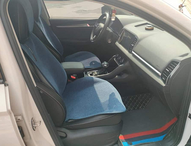 Skoda Karoq 1.4 л 2021 г. Белый, пробег 49100 км