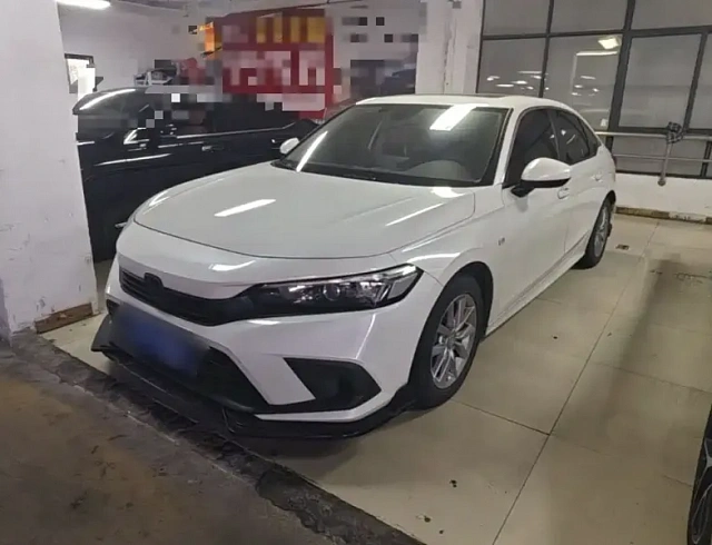 Honda Civic 1.5 л 2022 г. Белый, пробег 44300 км
