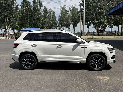 Skoda Karoq 1.4 л 2022 г. Белый, пробег 42000 км
