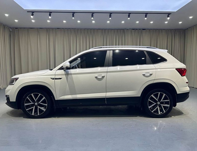 Skoda Kamiq 1.5 л 2023 г. Белый, пробег 41000 км