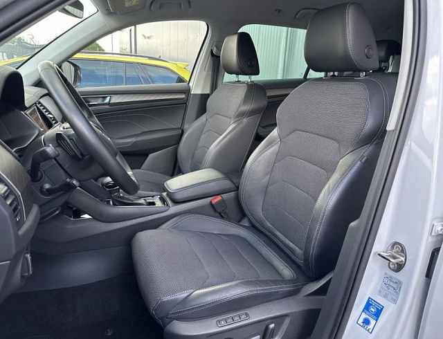 Skoda Kodiaq 2022 г. Белый, пробег 52750 км