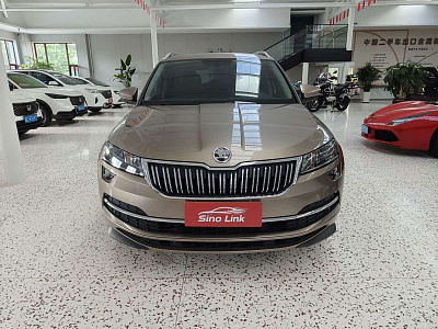 Skoda Karoq 1.4 л 2023 г. шампань/коричневый, пробег 18000 км