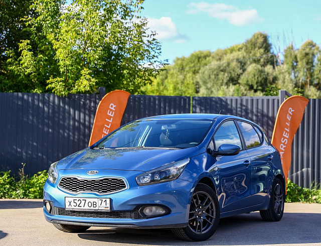 Kia Ceed синий 2012