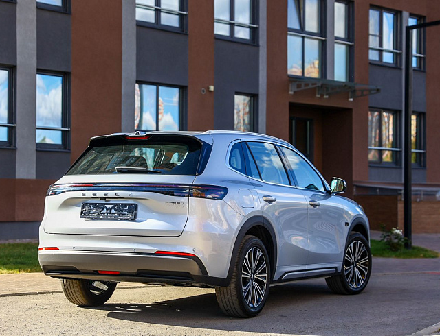 Geely Galaxy Starship 7 серебро 2026