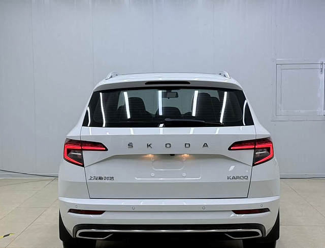 Skoda Karoq 1.4 л 2024 г. Белый, пробег 14000 км
