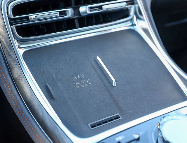 Geely Galaxy M7 черный 2026