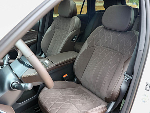 Geely Monjaro белый 2026