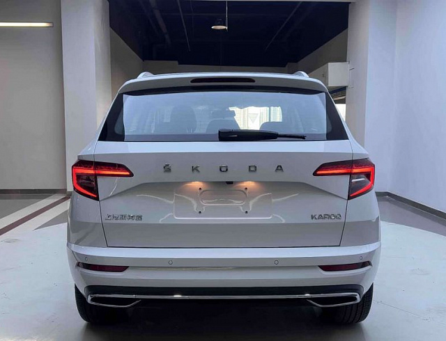 Skoda Karoq 1.4 л 2026 г. Белый, пробег 100 км
