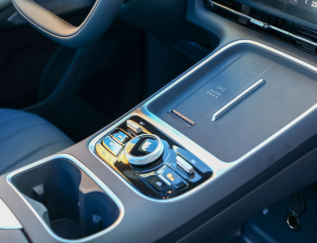 Geely Galaxy Starship 7 серебро 2026