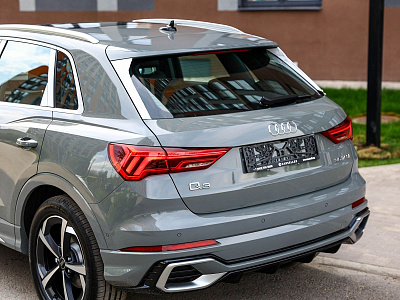 Audi Q3 серый 2026