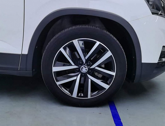 Skoda Kamiq 1.5 л 2021 г. Белый, пробег 46600 км