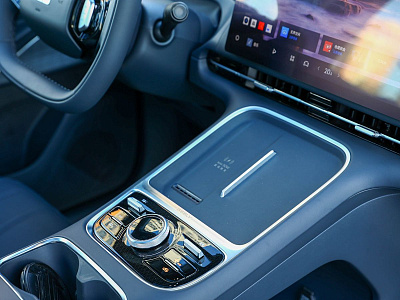 Geely Galaxy Starship 7 серый 2026