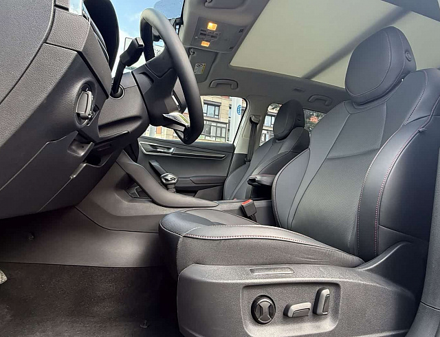 Skoda Karoq 1.4 л 2022 г. Белый, пробег 23000 км