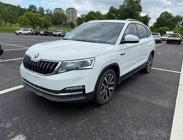 Skoda Kamiq 1.5 л 2023 г. Белый, пробег 1400 км